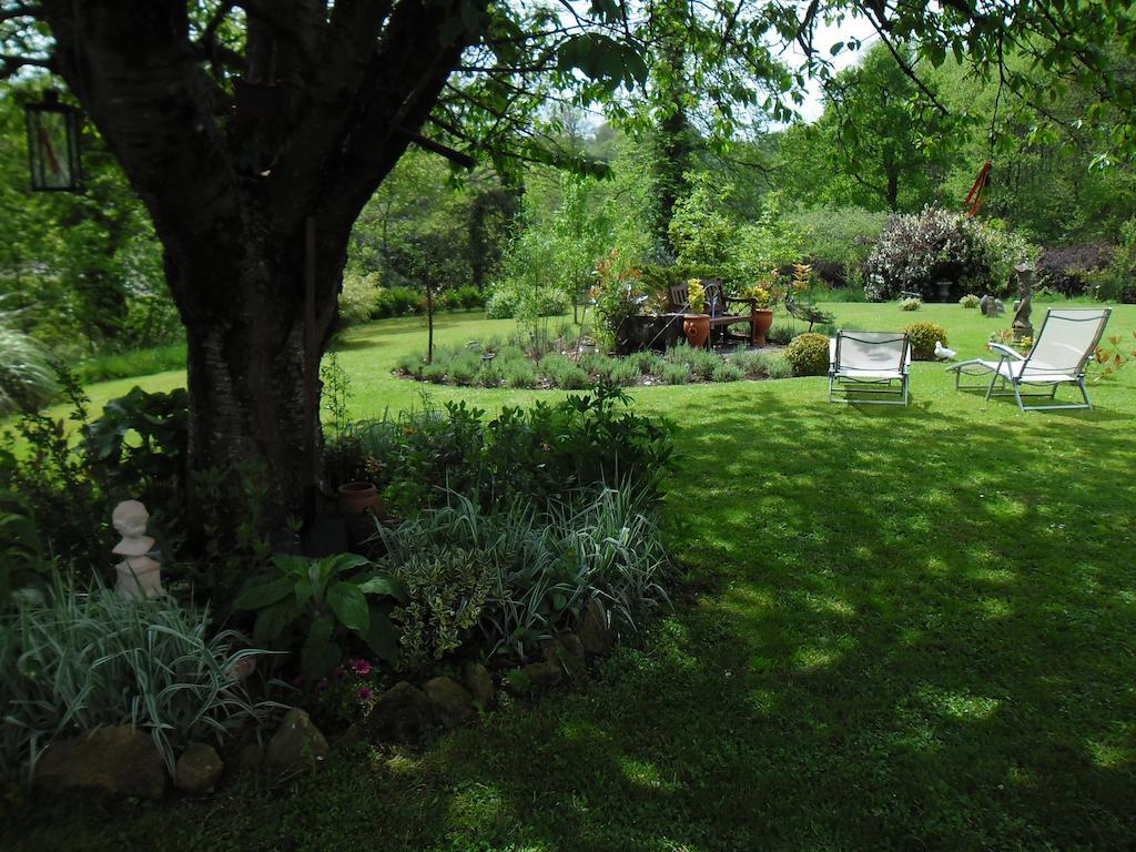 La Chevallerie B&B Isigny-le-Buat Extérieur photo
