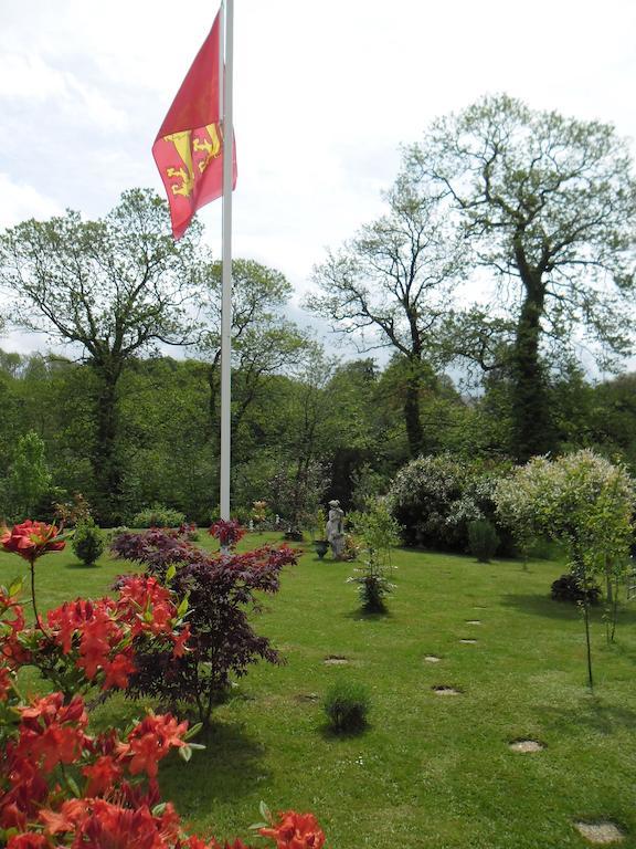 La Chevallerie B&B Isigny-le-Buat Extérieur photo