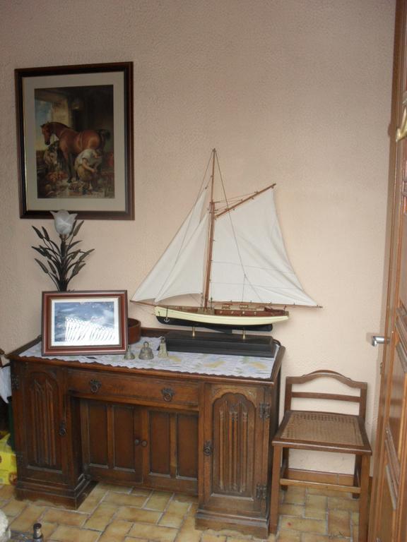 La Chevallerie B&B Isigny-le-Buat Extérieur photo