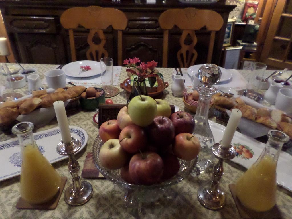 La Chevallerie B&B Isigny-le-Buat Extérieur photo