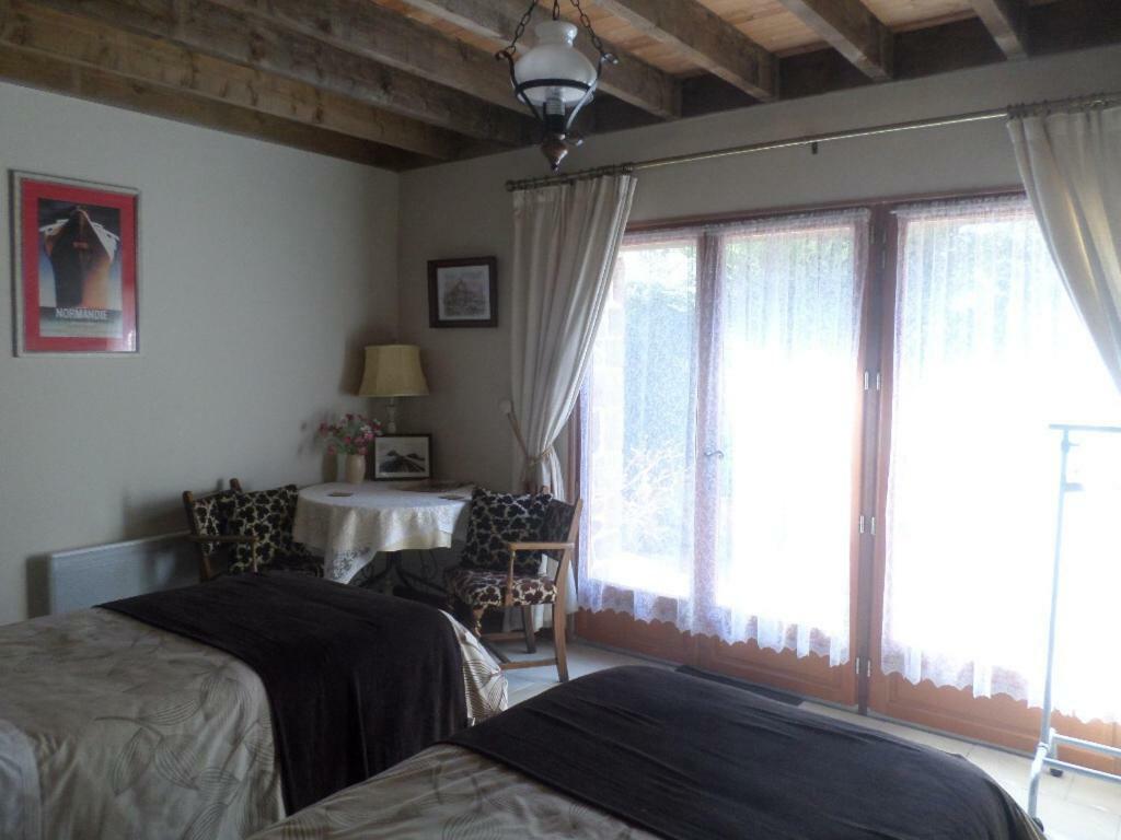 La Chevallerie B&B Isigny-le-Buat Extérieur photo
